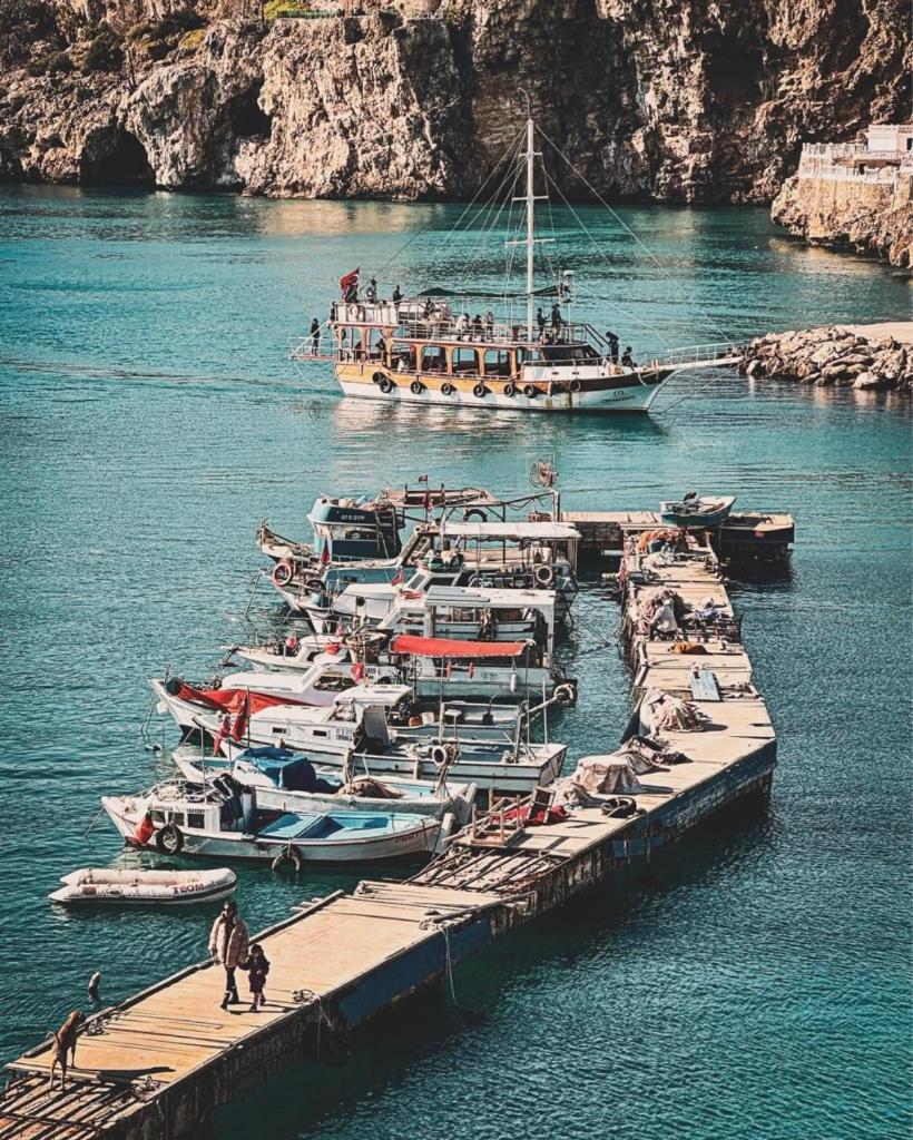 Kaleici Harika Konum Benzersiz Uygun Fiyat Giris Daire Antalya